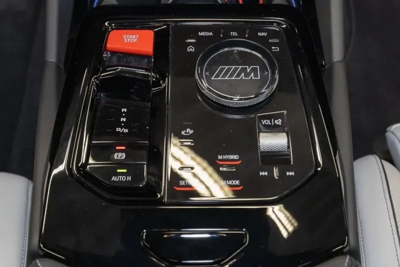 BMW M5 (Seria 5) din 2025 cu 15.412 km - oferta BMW205365 - foto 11