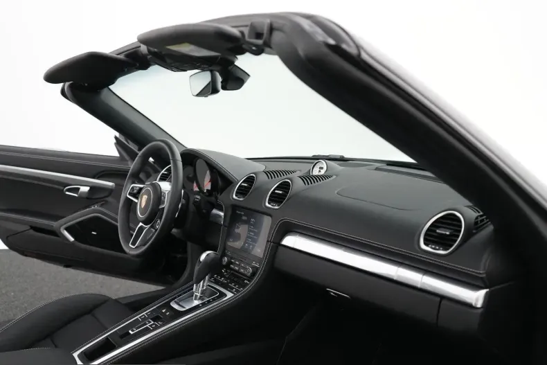 Porsche Boxster din 2025 cu 7.000 km - oferta POR205367 - foto 21