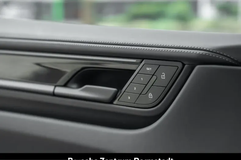 Porsche Macan din 2025 cu 16.500 km - oferta POR205370 - foto 32