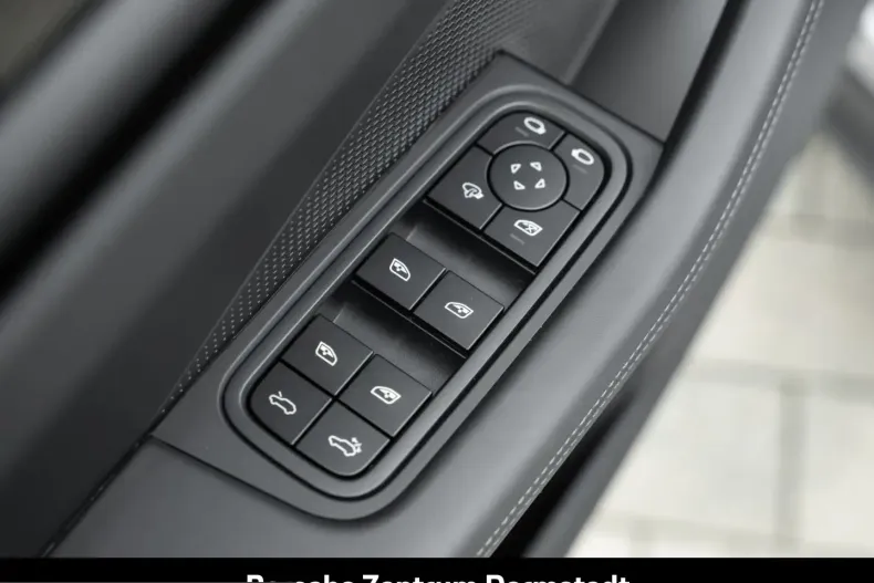 Porsche Macan din 2025 cu 16.500 km - oferta POR205370 - foto 33