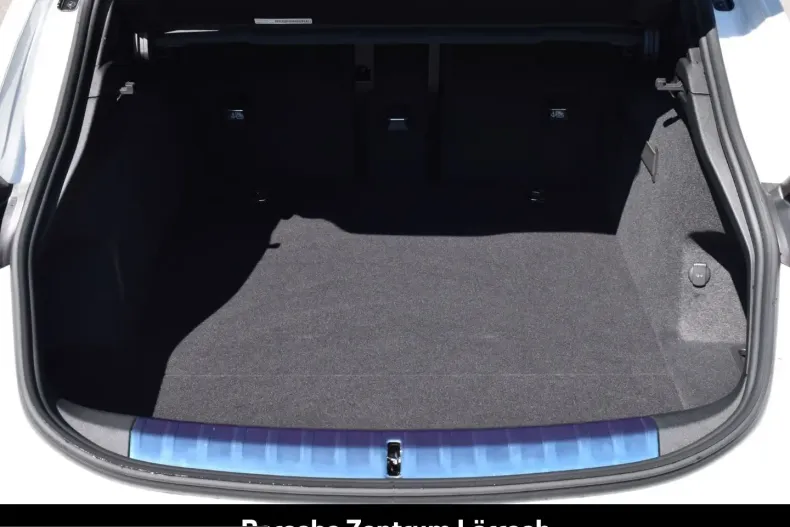 Porsche Taycan din 2025 cu 13.491 km - oferta POR205372 - foto 21