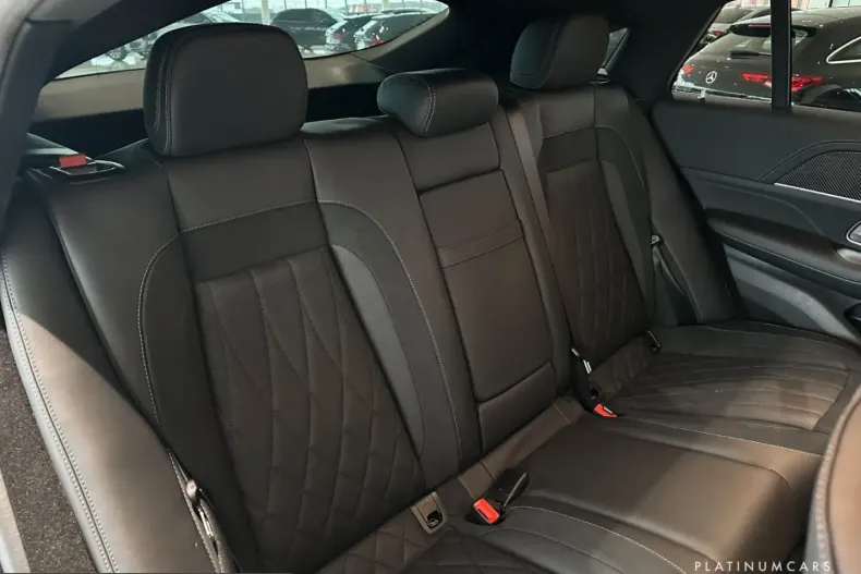 Mercedes-Benz GLE 63 AMG (Clasa GLE) din 2024 cu 24.000 km - oferta MER205374 - foto 7