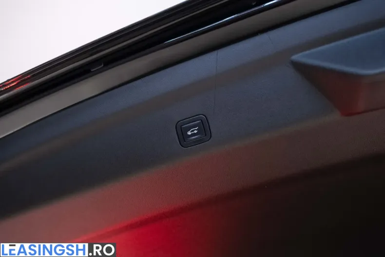 Cadillac Escalade din 2022 cu 67.550 km - oferta CAD205375 - foto 34