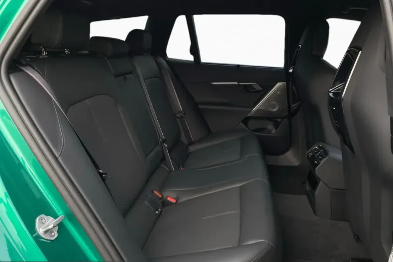 BMW M5 (Seria 5) din 2025 cu 10.230 km - oferta BMW205381 - foto 8