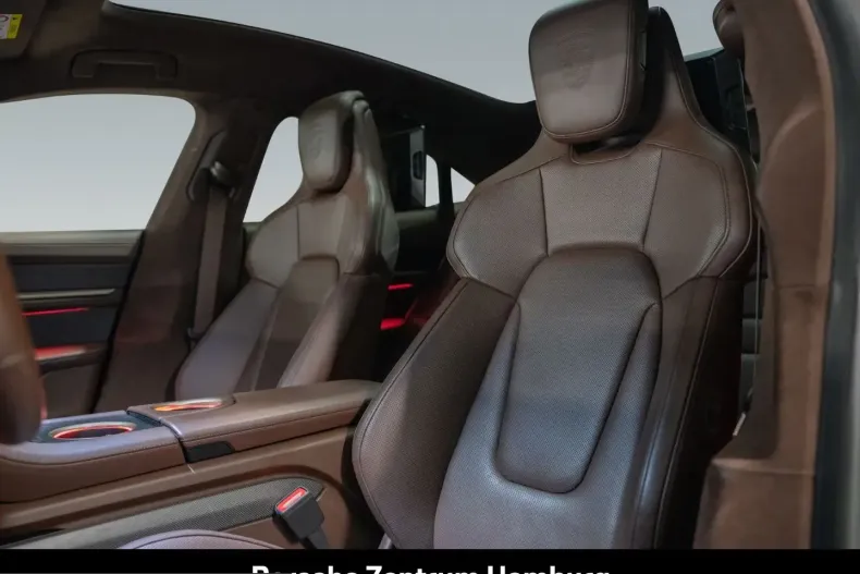 Porsche Taycan din 2024 cu 11.334 km - oferta POR205383 - foto 5