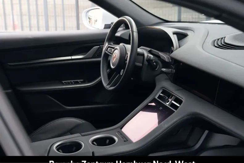 Porsche Taycan din 2024 cu 18.867 km - oferta POR205384 - foto 17