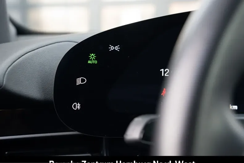 Porsche Taycan din 2024 cu 18.867 km - oferta POR205384 - foto 34