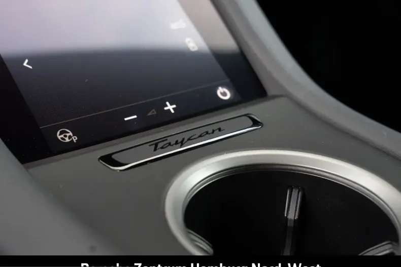 Porsche Taycan din 2024 cu 18.867 km - oferta POR205384 - foto 36