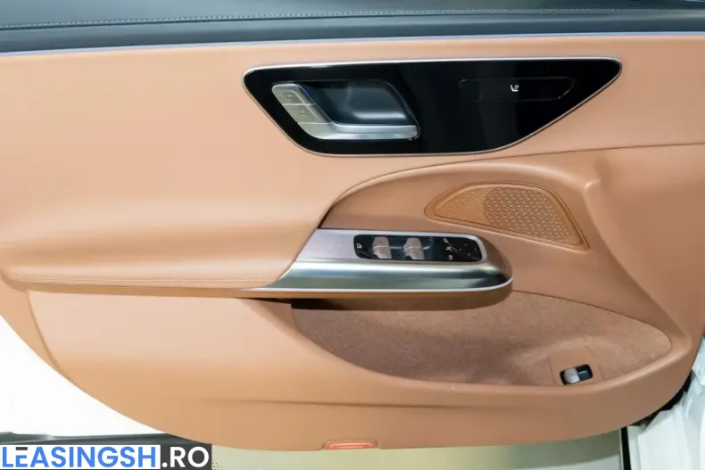 Mercedes-Benz E 200 (Clasa E) din 2024 cu 24.061 km - oferta MER205386 - foto 13