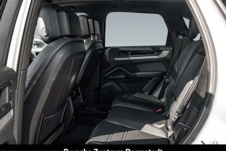 Porsche Cayenne din 2024 cu 25.757 km - oferta POR205387 - foto 7