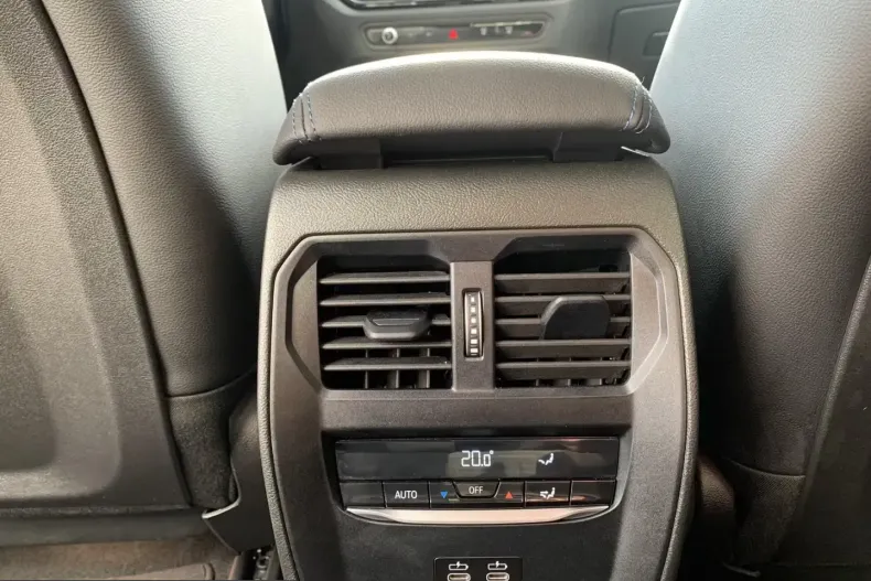 BMW 330 (Seria 3) din 2024 cu 50.834 km - oferta BMW205389 - foto 22