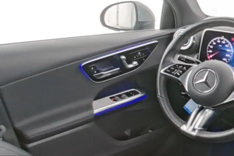 Mercedes-Benz GLC 200 (Clasa GLC) din 2025 cu 18.000 km - oferta MER205391 - foto 9