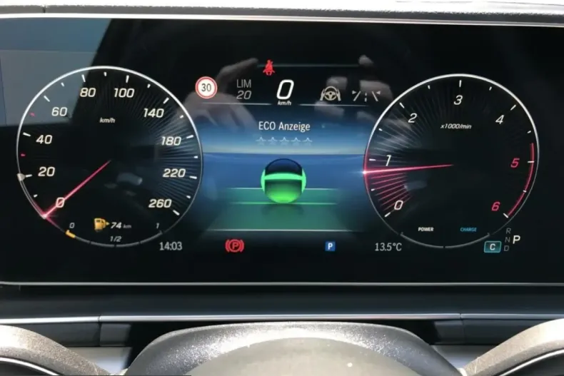 Mercedes-Benz GLE 450 (Clasa GLE) din 2025 cu 21.538 km - oferta MER205392 - foto 9