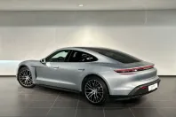 Porsche Taycan din 2024 cu 21.350 km - oferta POR205393 - foto 3