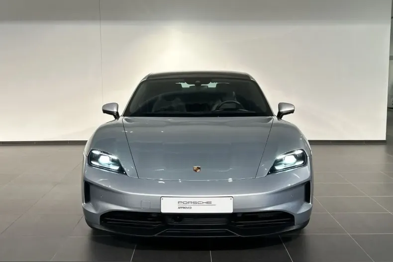 Porsche Taycan din 2024 cu 21.350 km - oferta POR205393 - foto 4