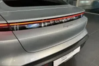 Porsche Taycan din 2024 cu 21.350 km - oferta POR205393 - foto 10