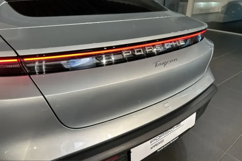 Porsche Taycan din 2024 cu 21.350 km - oferta POR205393 - foto 10