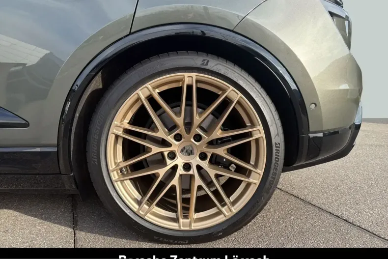 Porsche Macan din 2024 cu 9.313 km - oferta POR205394 - foto 16