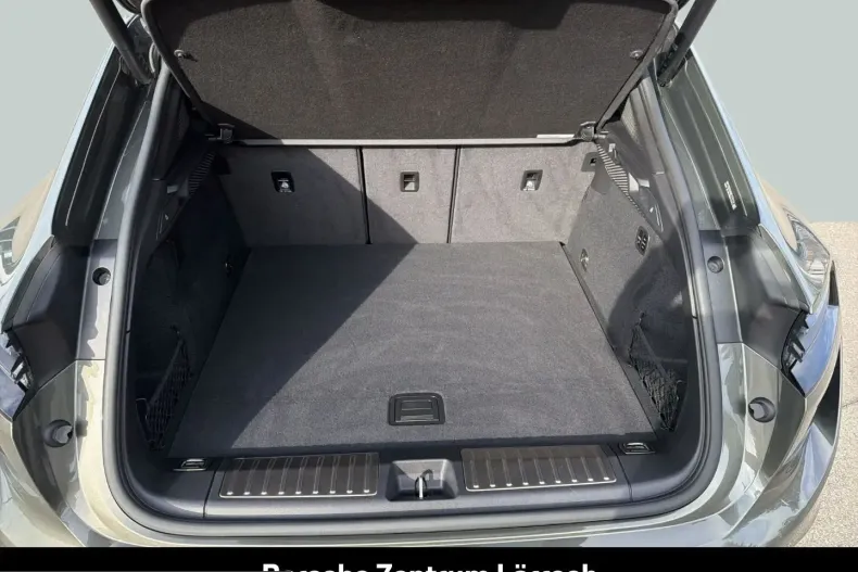 Porsche Macan din 2024 cu 9.313 km - oferta POR205394 - foto 23