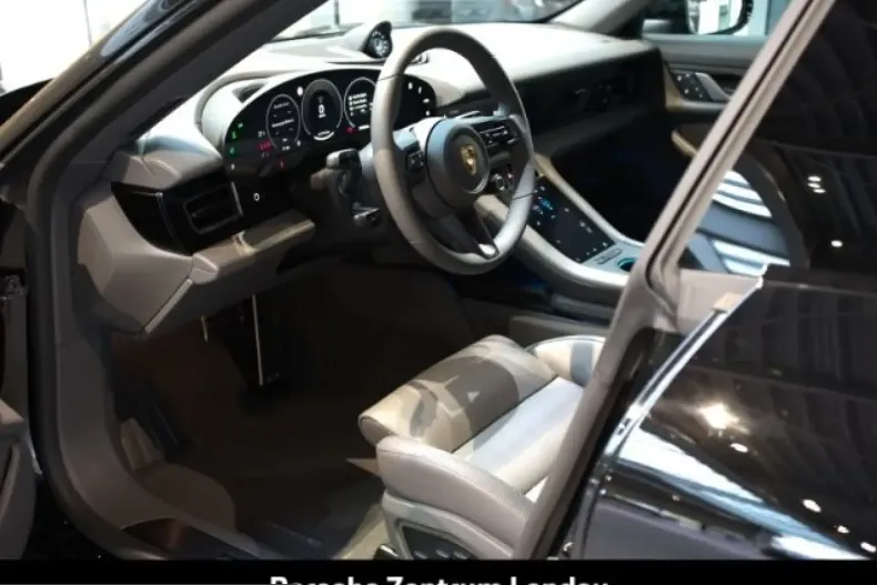 Porsche Taycan din 2024 cu 26.911 km - oferta POR205395 - foto 8