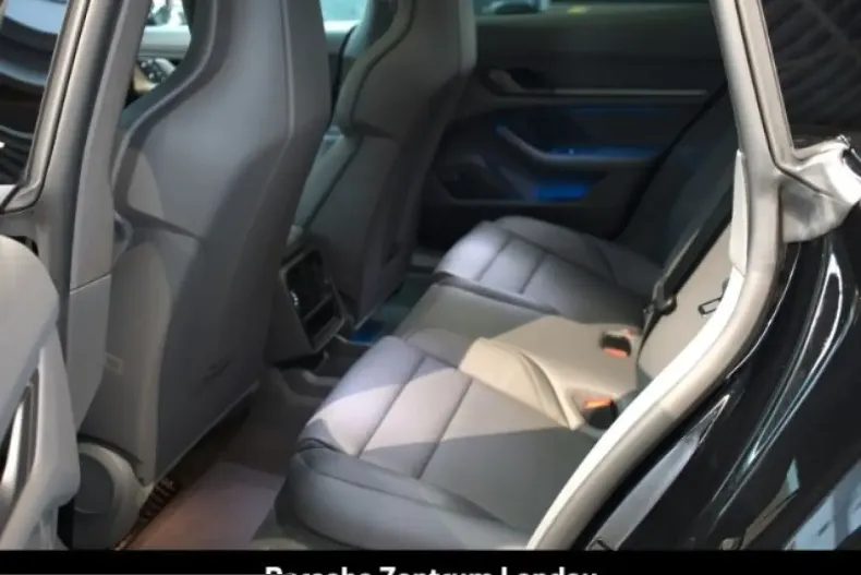 Porsche Taycan din 2024 cu 26.911 km - oferta POR205395 - foto 10