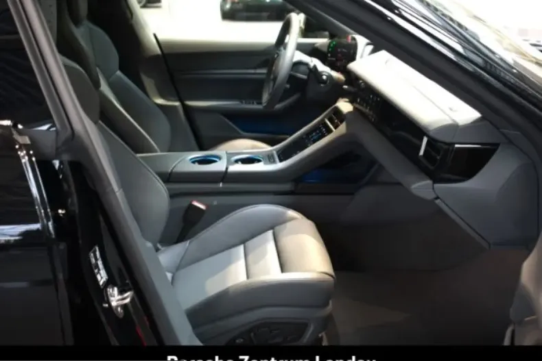 Porsche Taycan din 2024 cu 26.911 km - oferta POR205395 - foto 13