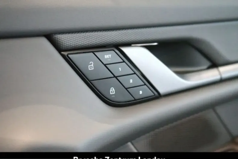 Porsche Taycan din 2024 cu 26.911 km - oferta POR205395 - foto 27