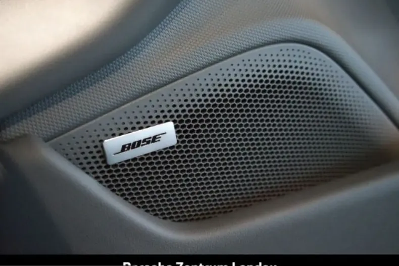 Porsche Taycan din 2024 cu 26.911 km - oferta POR205395 - foto 28