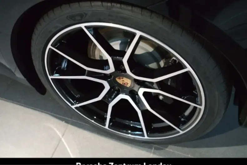 Porsche Taycan din 2024 cu 26.911 km - oferta POR205395 - foto 39