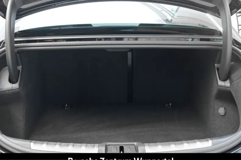 Porsche Taycan din 2024 cu 23.012 km - oferta POR205396 - foto 7