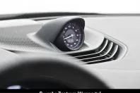 Porsche Taycan din 2024 cu 23.012 km - oferta POR205396 - foto 22