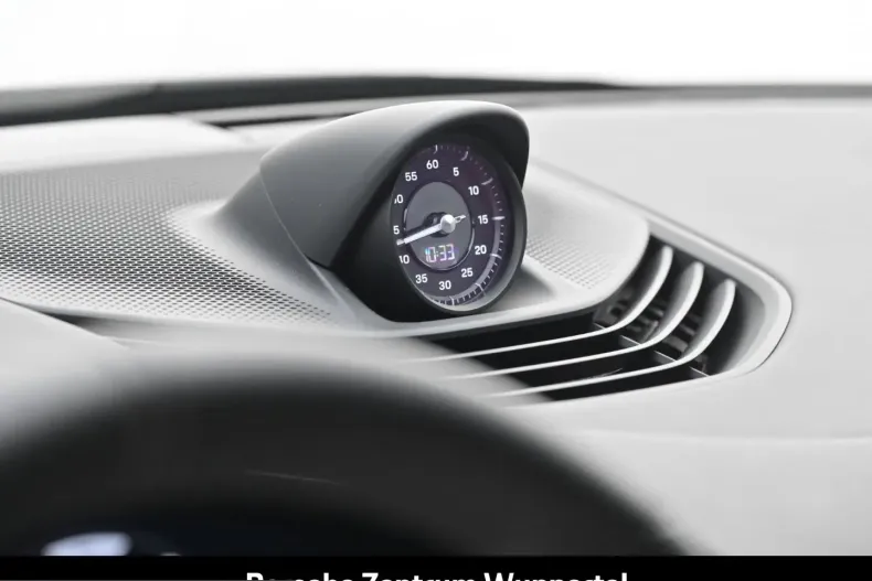 Porsche Taycan din 2024 cu 23.012 km - oferta POR205396 - foto 22