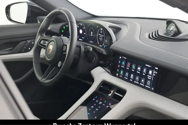 Porsche Taycan din 2024 cu 23.012 km - oferta POR205396 - foto 25