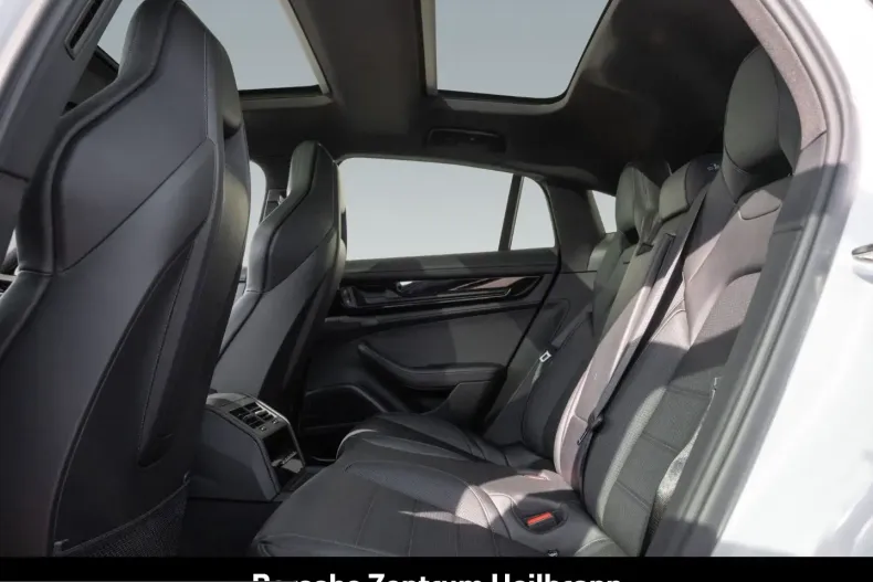 Porsche Panamera din 2024 cu 14.750 km - oferta POR205398 - foto 7