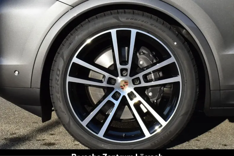 Porsche Cayenne din 2025 cu 13.845 km - oferta POR205401 - foto 14