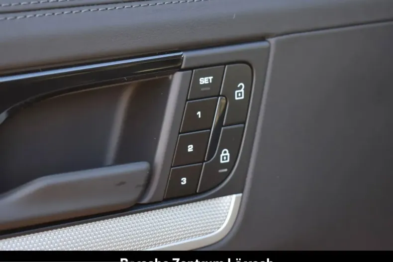 Porsche Cayenne din 2025 cu 13.845 km - oferta POR205401 - foto 19