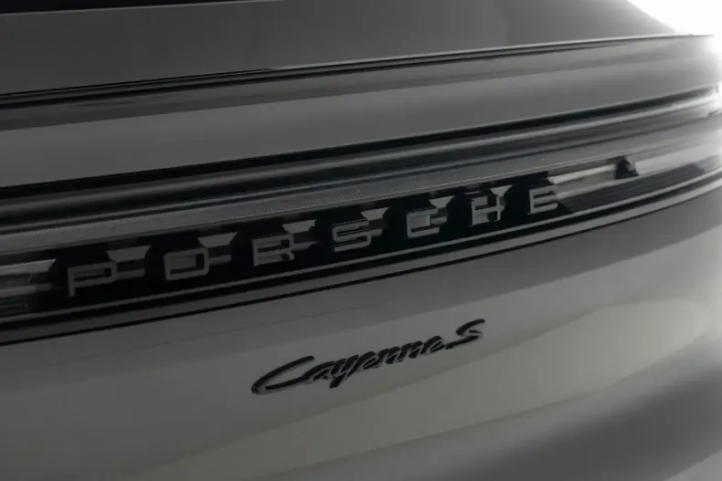 Porsche Cayenne din 2025 cu 20.310 km - oferta POR205403 - foto 22