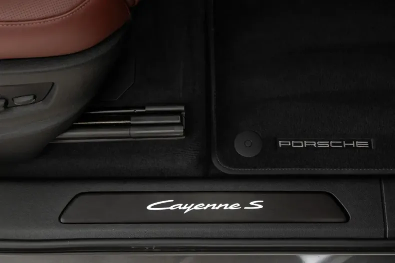 Porsche Cayenne din 2025 cu 20.310 km - oferta POR205403 - foto 28