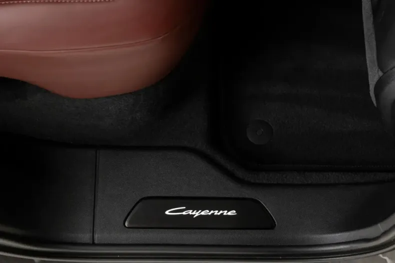 Porsche Cayenne din 2025 cu 20.310 km - oferta POR205403 - foto 29