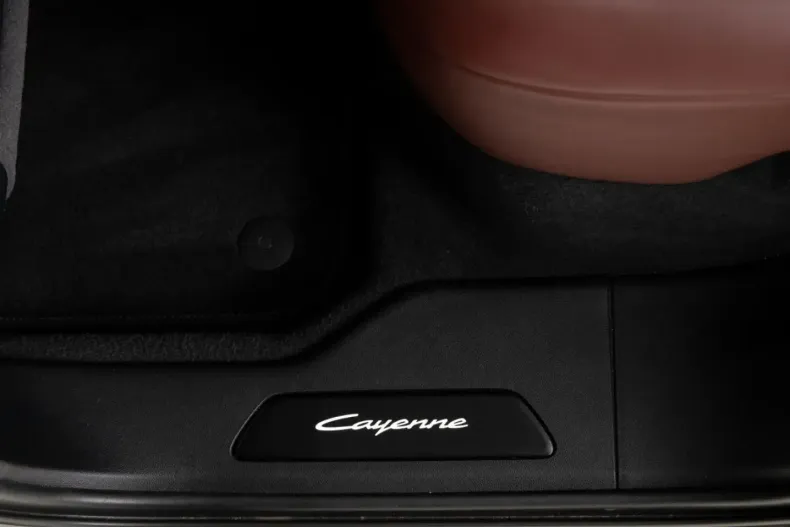 Porsche Cayenne din 2025 cu 20.310 km - oferta POR205403 - foto 31