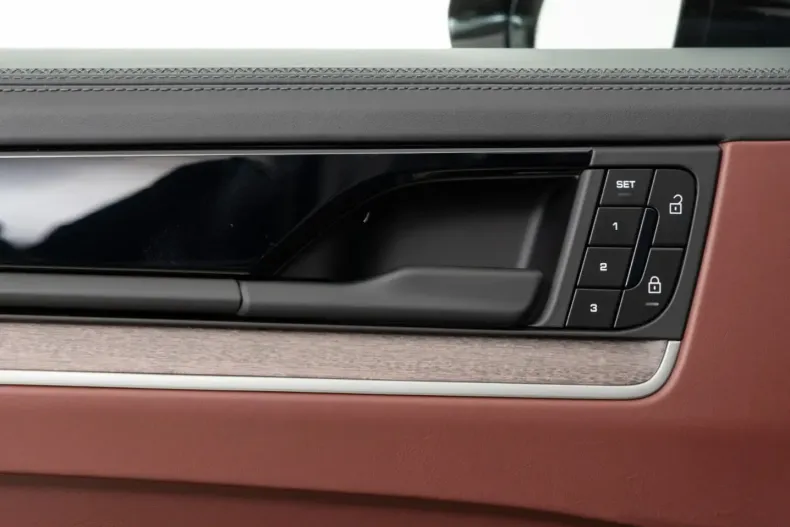 Porsche Cayenne din 2025 cu 20.310 km - oferta POR205403 - foto 36