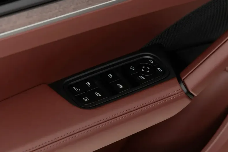 Porsche Cayenne din 2025 cu 20.310 km - oferta POR205403 - foto 37