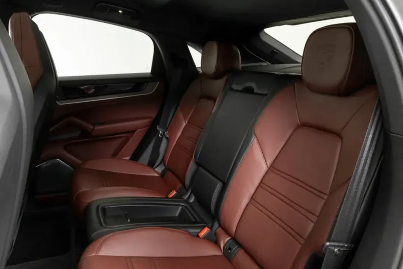 Porsche Cayenne din 2025 cu 20.310 km - oferta POR205403 - foto 48