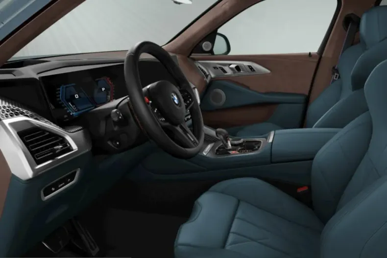 BMW XM (Seria X) din 2025 cu 13.760 km - oferta BMW205406 - foto 3