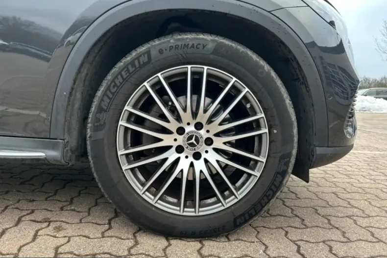 Mercedes-Benz GLC 200 (Clasa GLC) din 2024 cu 19.300 km - oferta MER205407 - foto 5