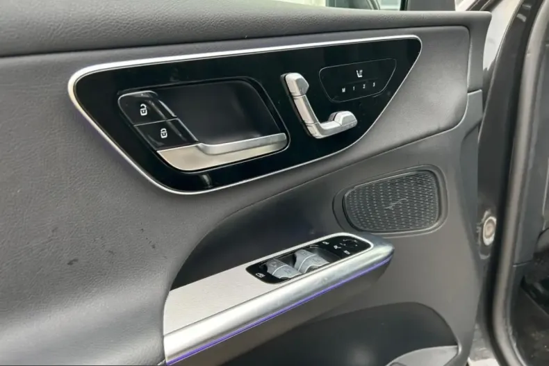 Mercedes-Benz GLC 200 (Clasa GLC) din 2024 cu 19.300 km - oferta MER205407 - foto 9