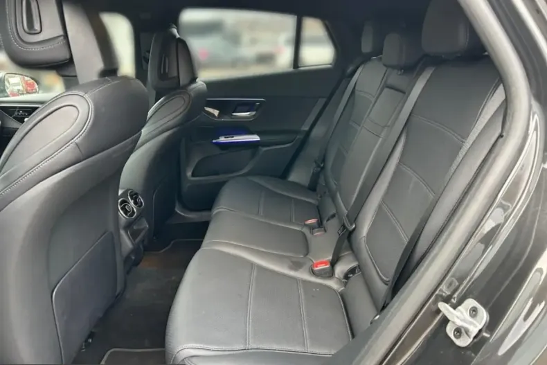 Mercedes-Benz GLC 200 (Clasa GLC) din 2024 cu 19.300 km - oferta MER205407 - foto 13