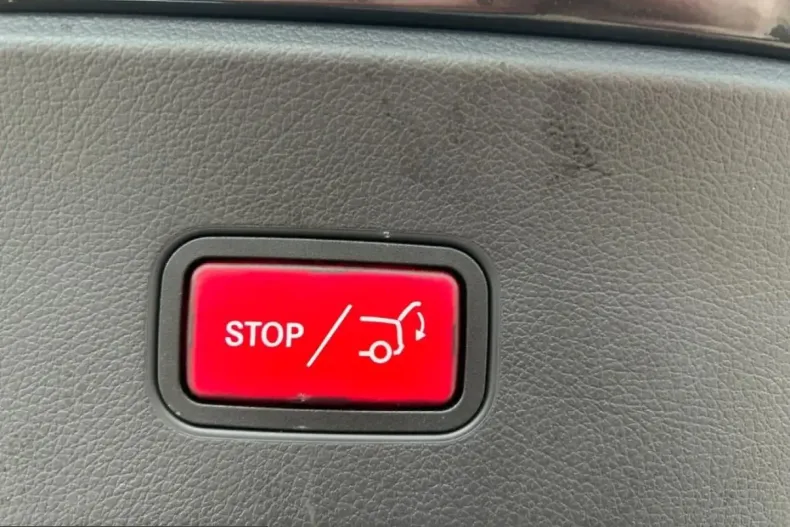 Mercedes-Benz GLC 200 (Clasa GLC) din 2024 cu 19.300 km - oferta MER205407 - foto 15