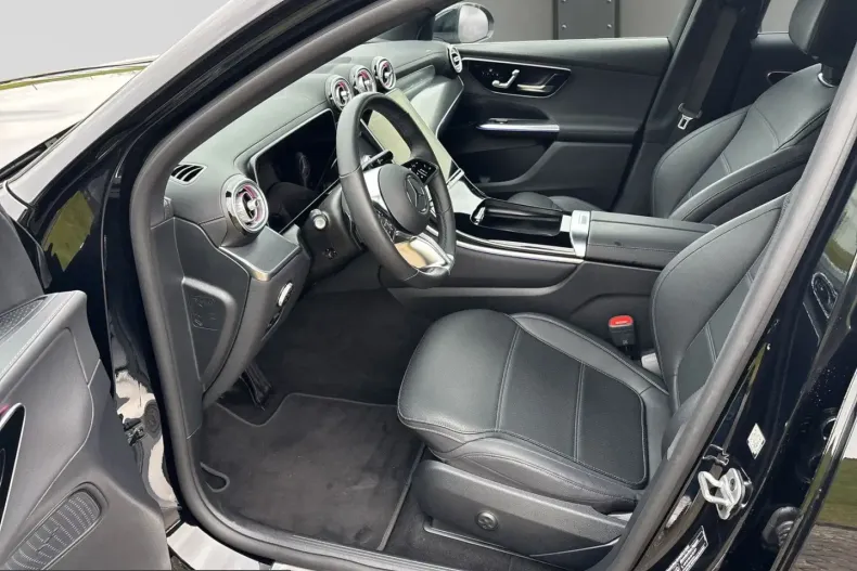 Mercedes-Benz GLC 200 (Clasa GLC) din 2025 cu 24.637 km - oferta MER205409 - foto 8