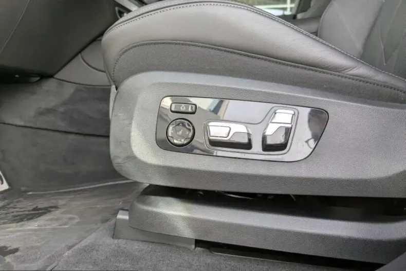 BMW XM (Seria X) din 2023 cu 24.959 km - oferta BMW205411 - foto 10